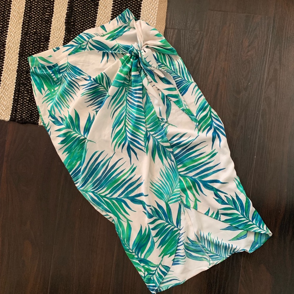 Palm Tie Skirt